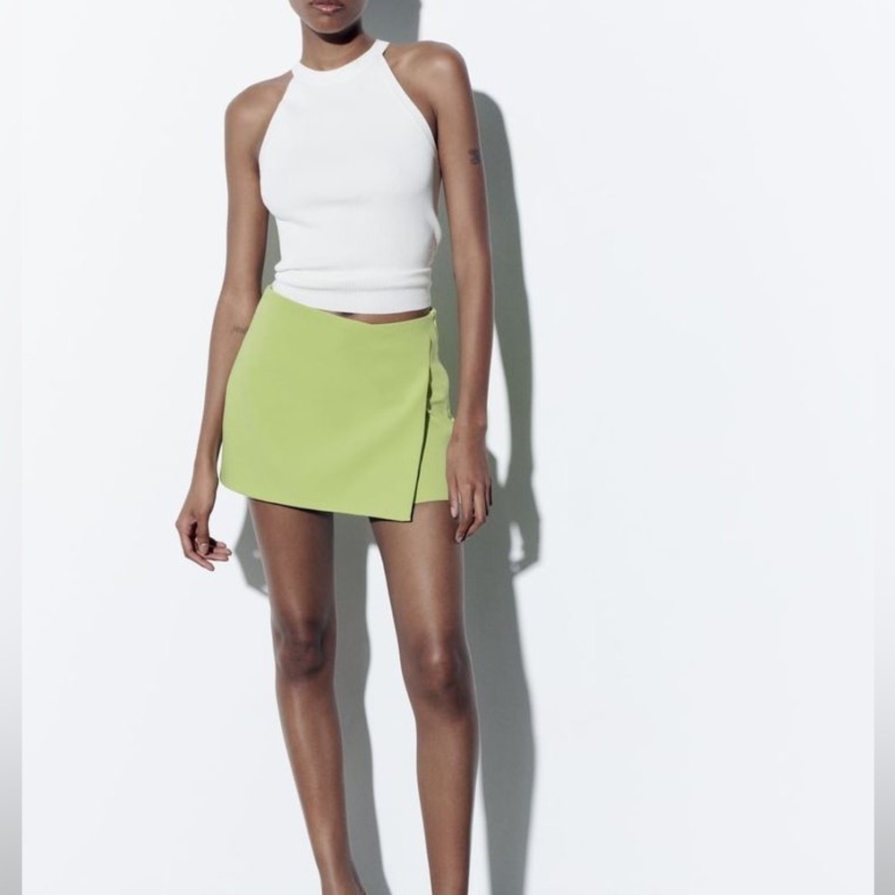 Zara Bright Lime Green Asymmetrical Skort With Side Slit Size Small Women’s NWOT